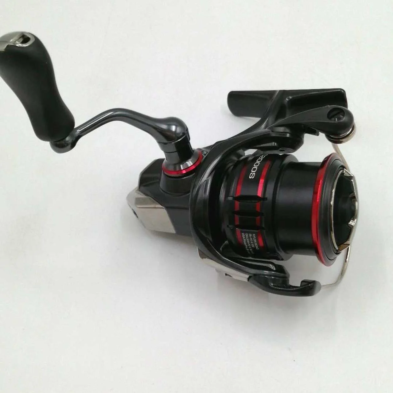SHIMANO Spinning Reel C2000S - Image 2
