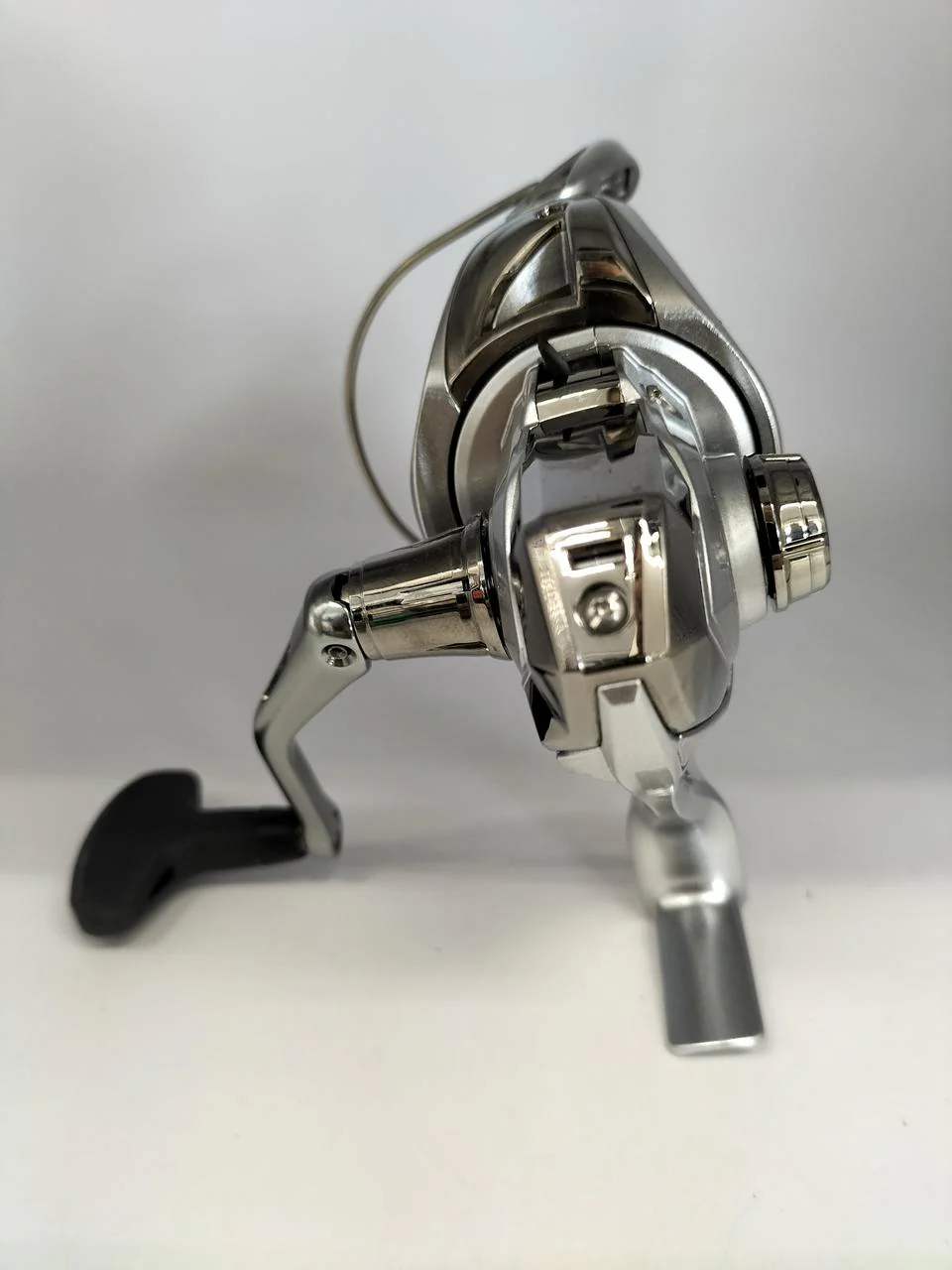 SHIMANO Spinning Reel C3000HG - Image 2