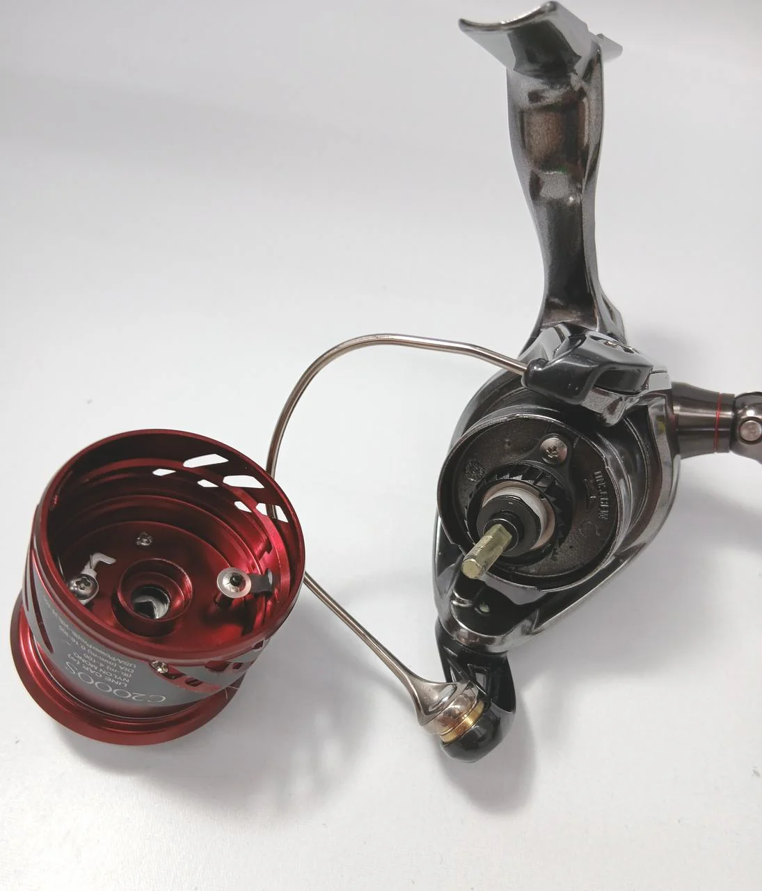 SHIMANO Spinning Reel STRADIC C14 C2000HGS - Image 5