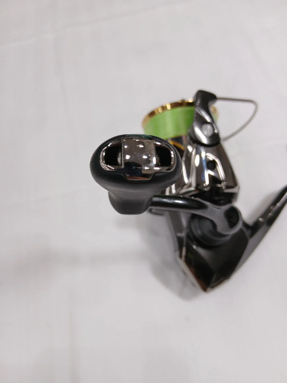 SHIMANO Spinning reel TWIN POWER C2000S-D - Image 4