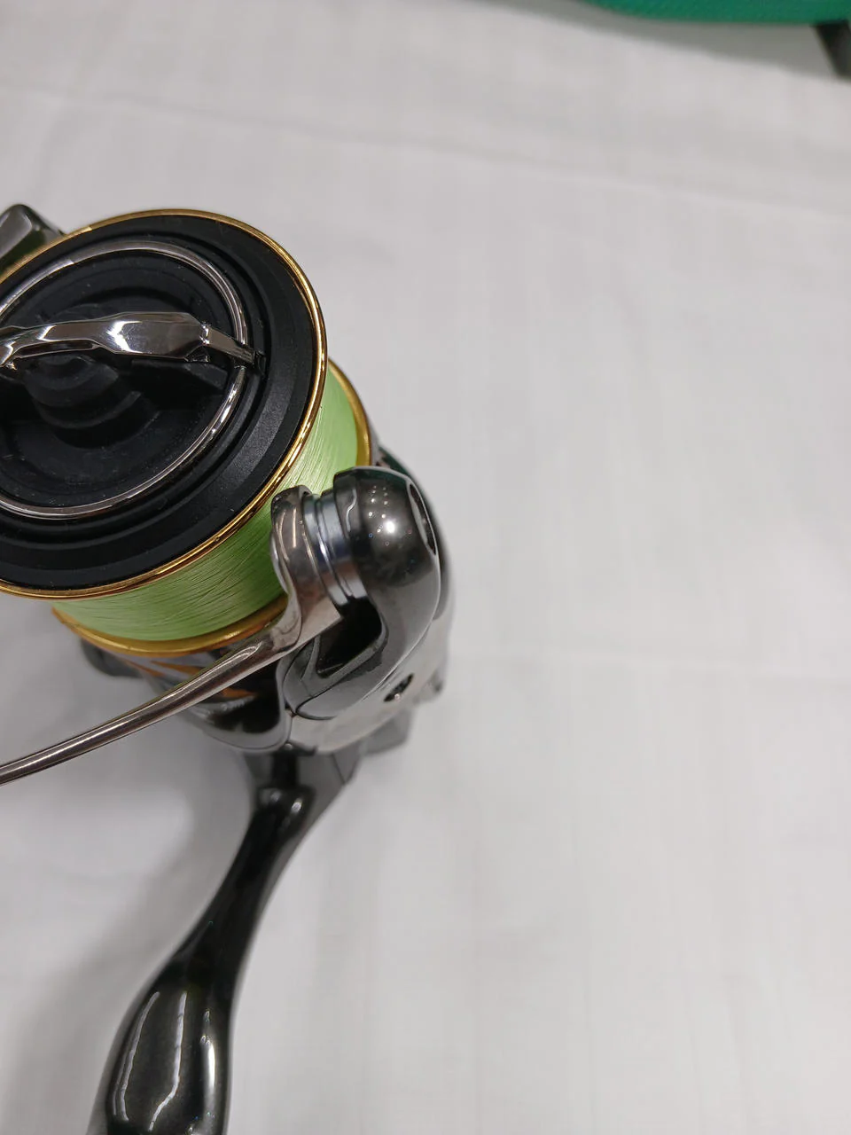 SHIMANO Spinning reel TWIN POWER C2000S-D - Image 7