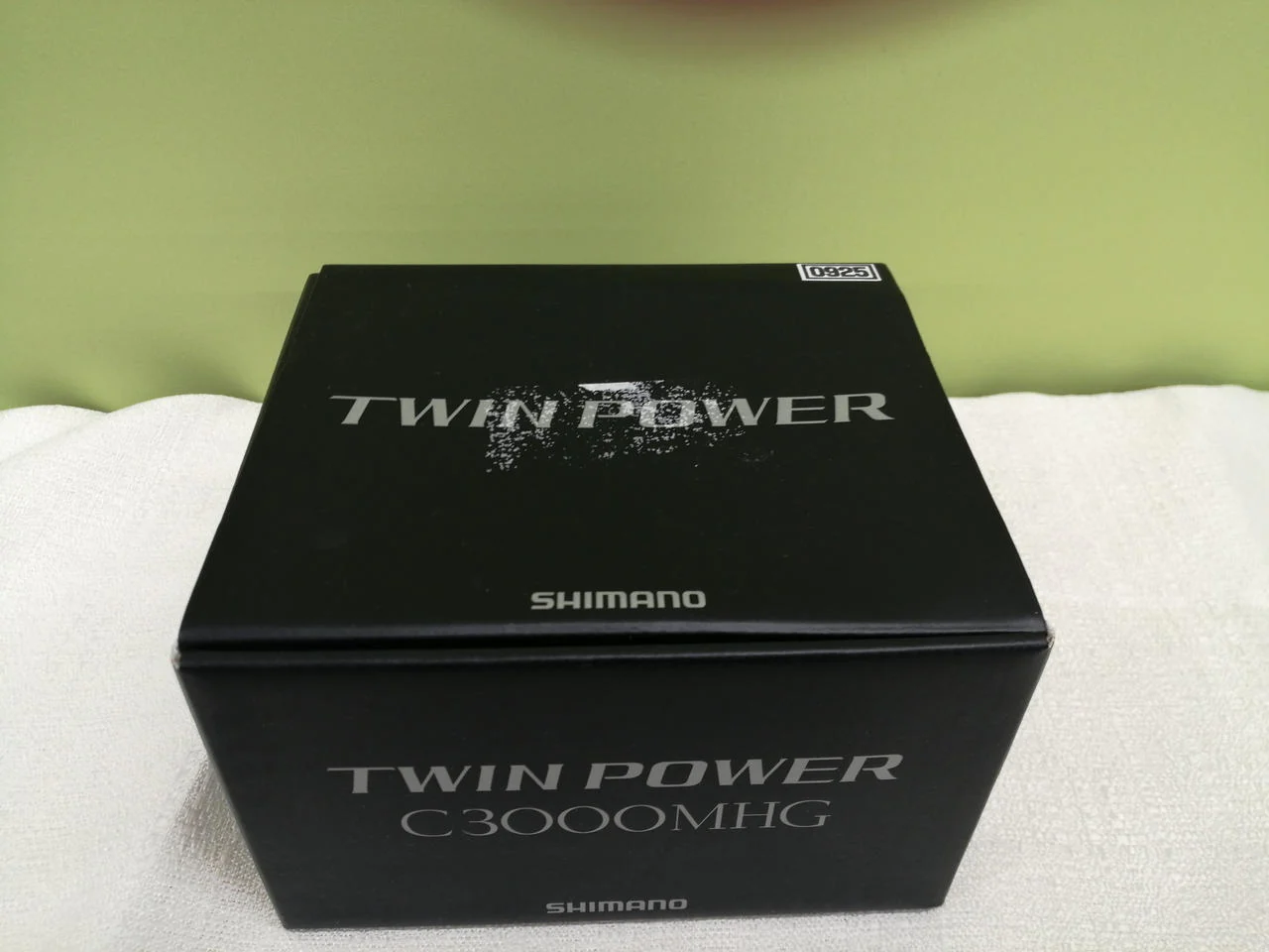 SHIMANO Spinning Reel TWIN POWER C3000MHG - Image 8