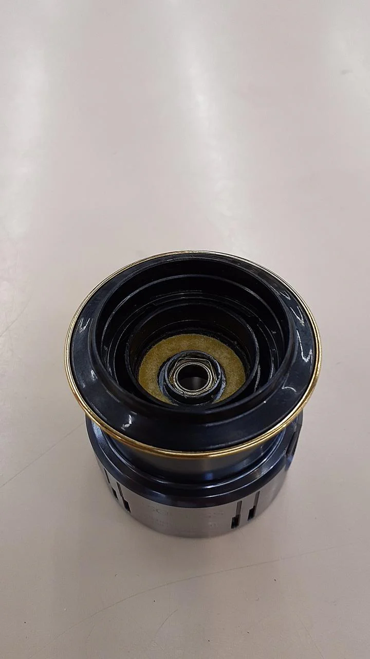 SHIMANO Spool 12 VANQUISH 2500HGS - Image 3