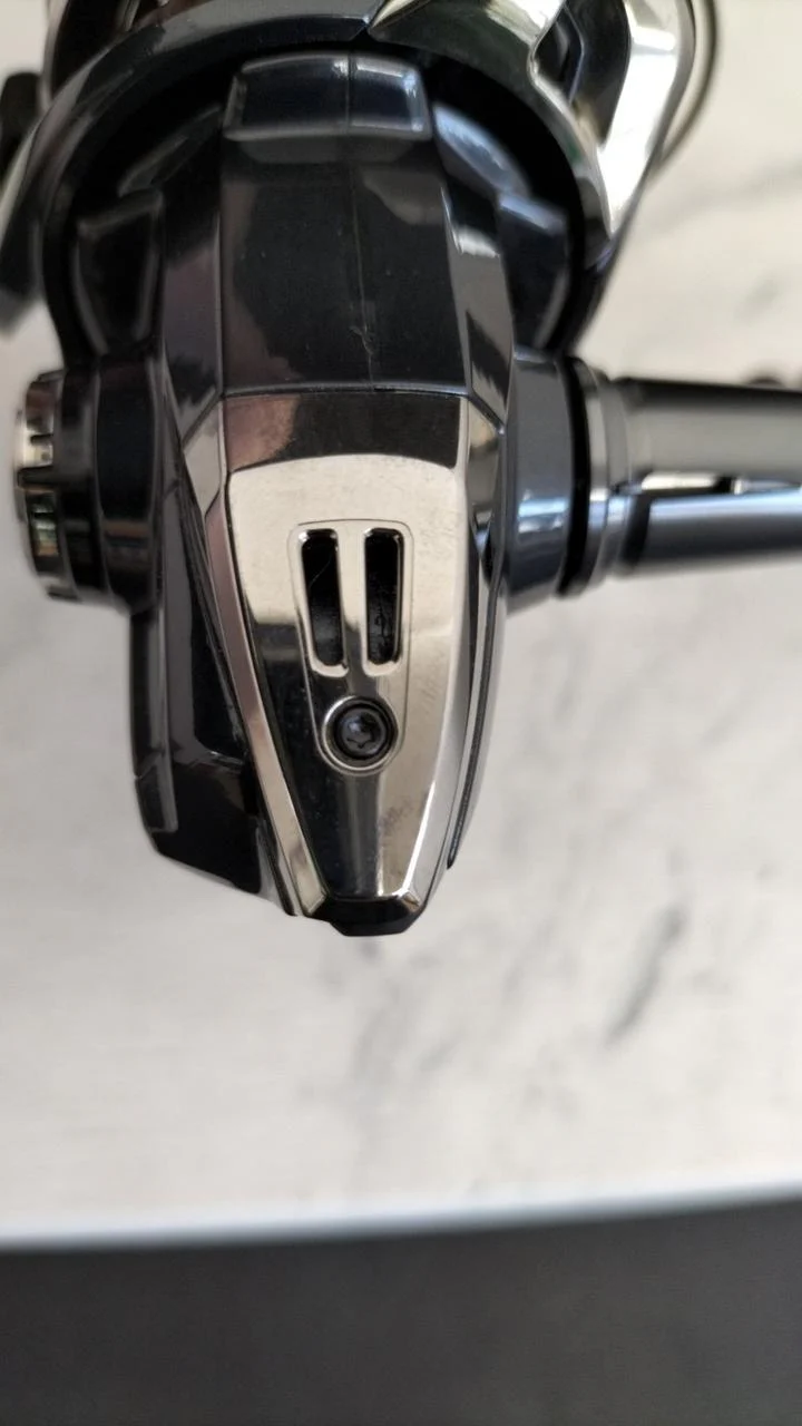 SHIMANO Vanquish C5000XG (Custom knob model) 03964 - Image 4