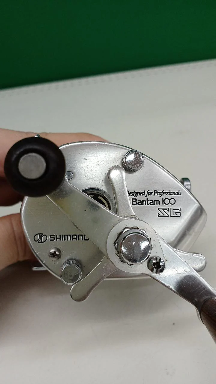 SHIMANO Vintage baitcasting reel BANTAM100 SG, has scratches and peeling - Image 6