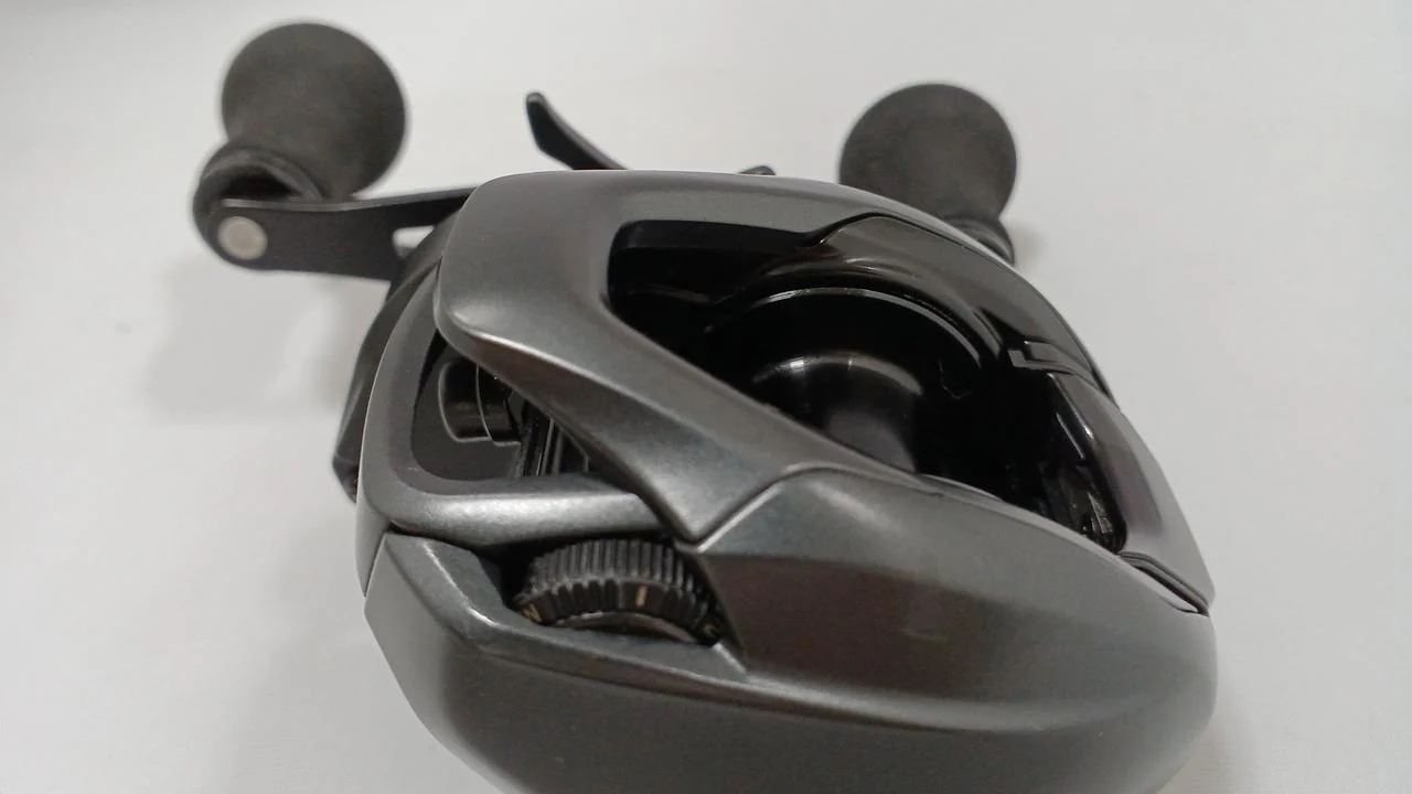 SHIMNO Baitcasting Reel 20EXSENCE DC SS HG - Image 3