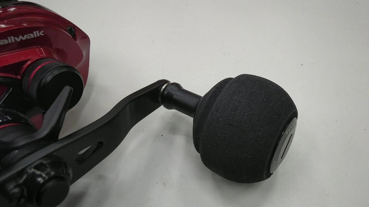 tailwalk Baitcasting Reel Wide Basal VT81L - Image 4