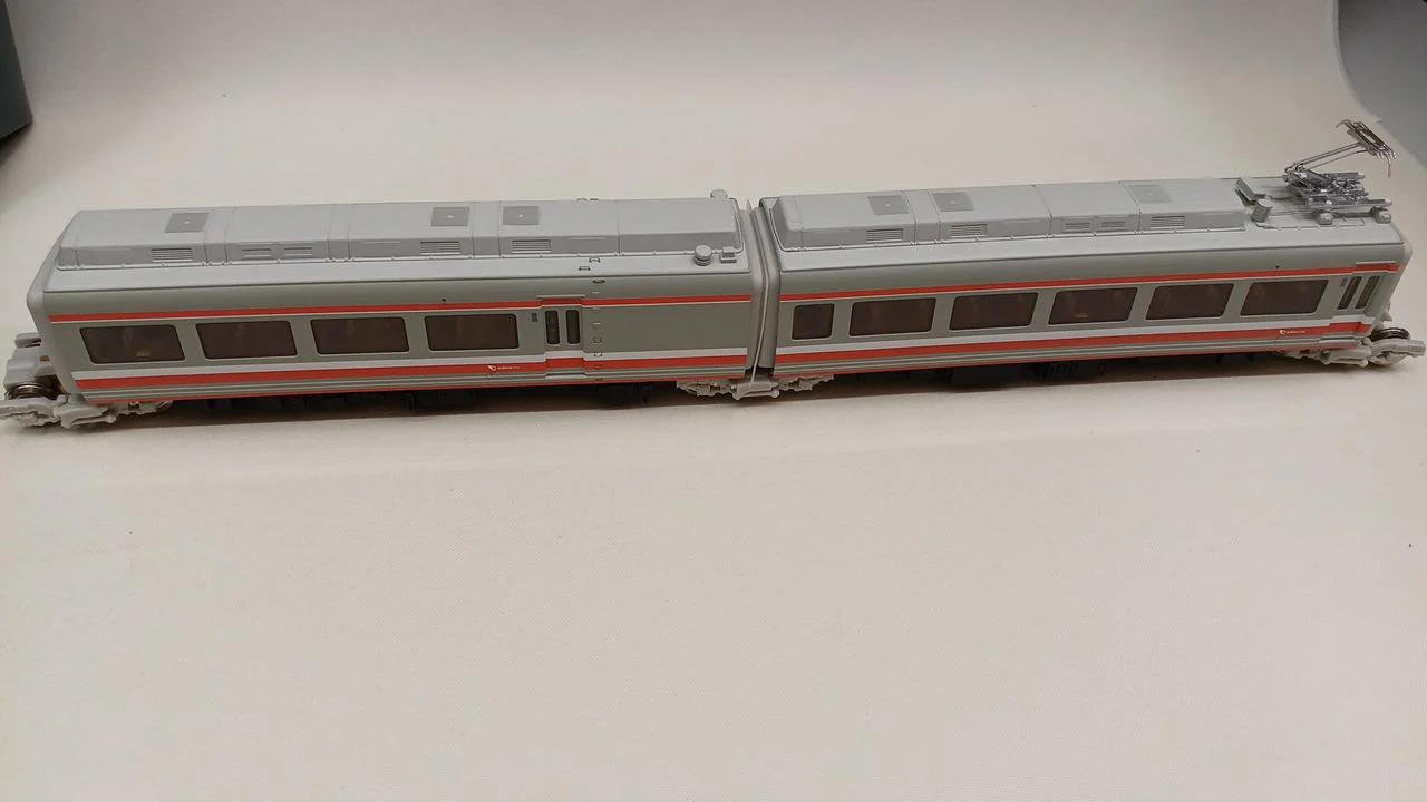 Tenshodo 55062 Odakyu Romancecar 7000 Series LSE Revival Paint - Image 15
