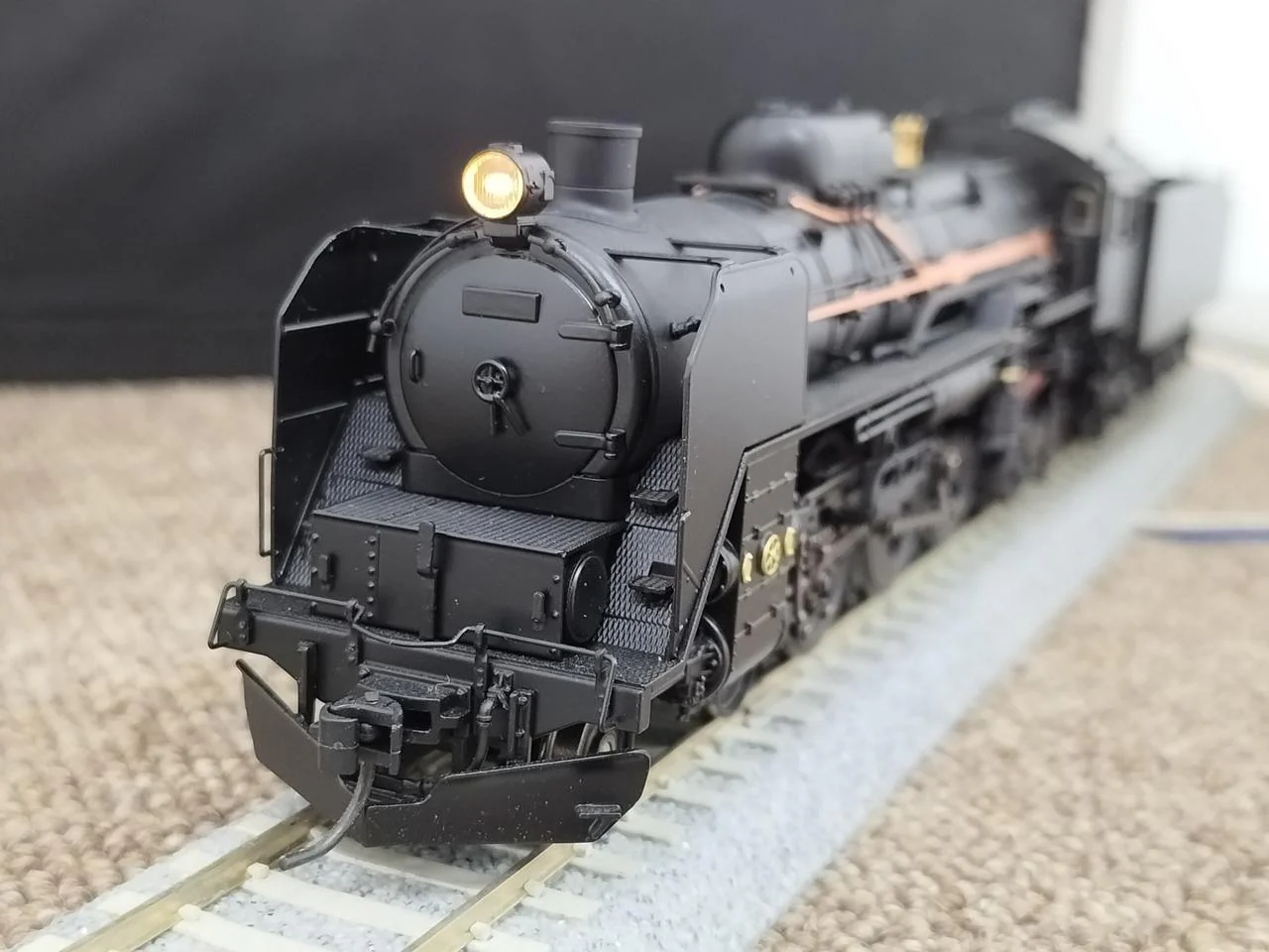 Tenshodo C61 Class Steam Locomotive Tohoku Type Hanging Locomotive 71030 - Image 6