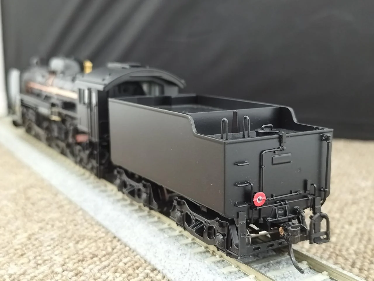 Tenshodo C61 Class Steam Locomotive Tohoku Type Hanging Locomotive 71030 - Image 8