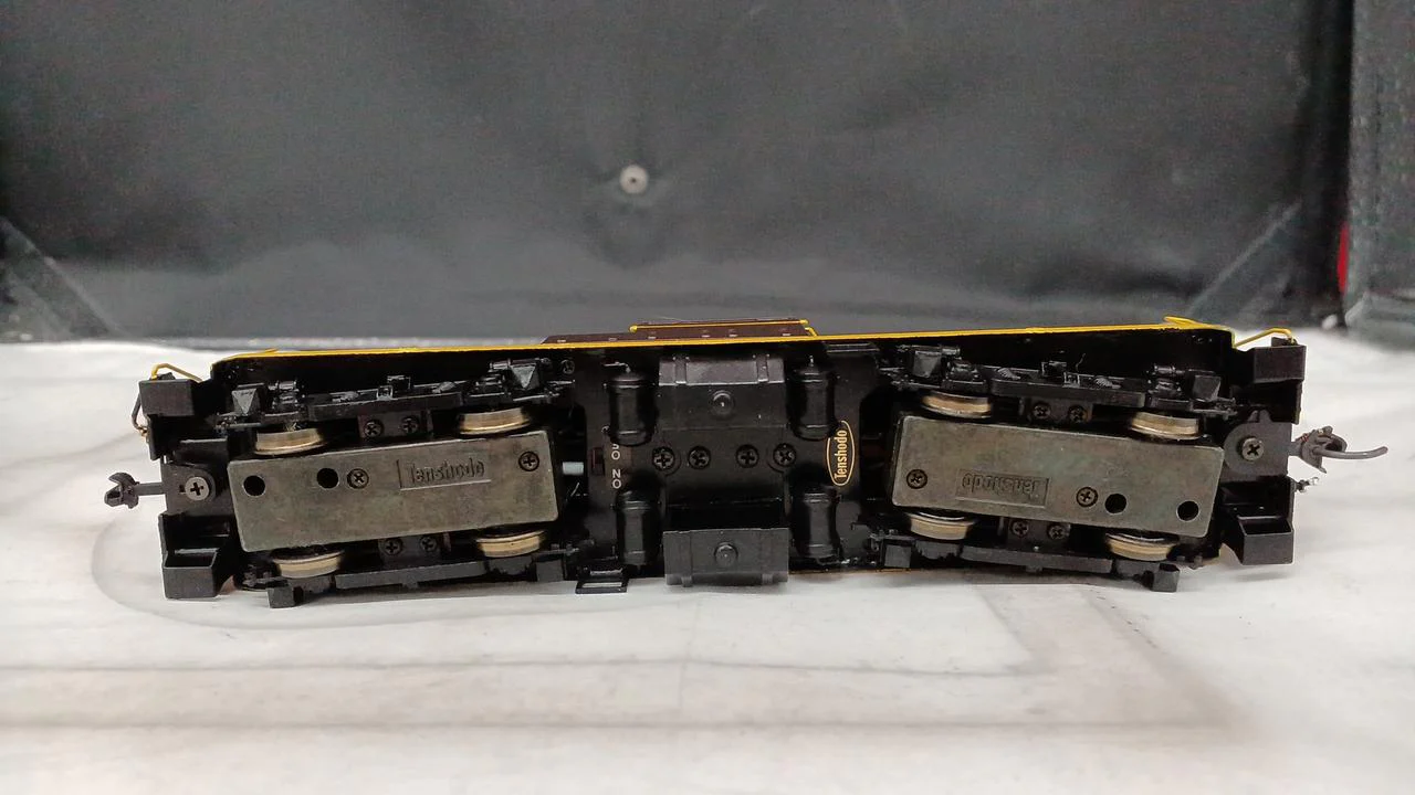 Tenshodo Diesel Locomotive DD13 HO Gauge - Image 8