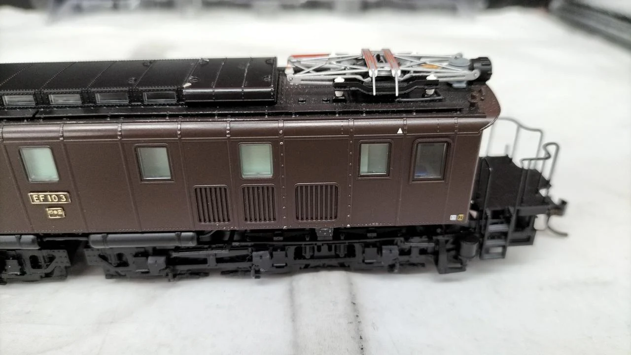 Tenshodo EF10 Electric Locomotive 52041 First Generation Grape Color No. 2 - Image 10