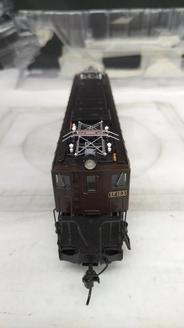 Tenshodo EF10 Electric Locomotive 52041 First Generation Grape Color No. 2 - Image 14