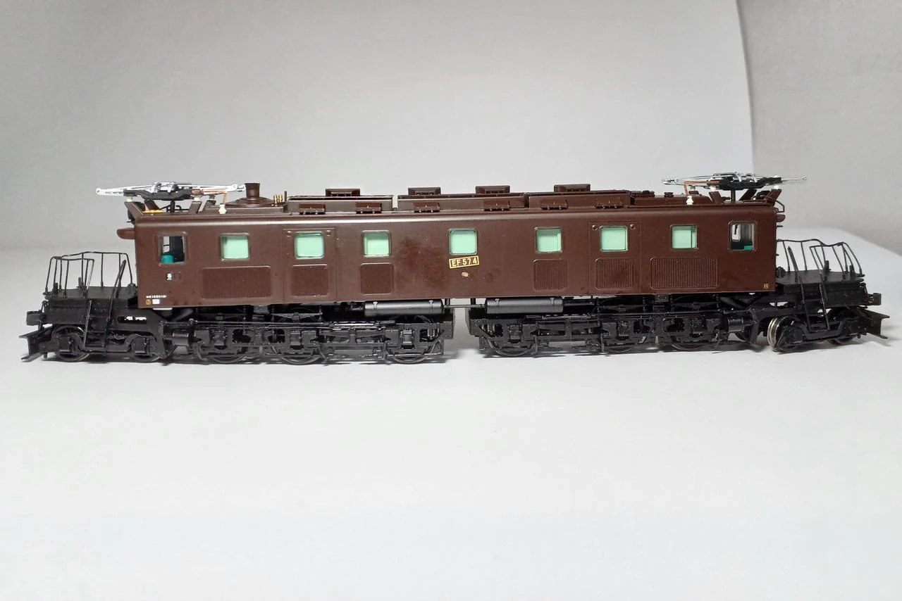 Tenshodo EF57 Type Joetsu/Tohoku Type SG Spec HO Gauge 52026 - Image 3