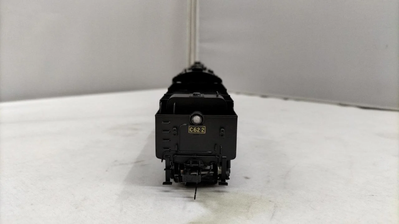 Tenshodo HO Gauge JNR Large Passenger Steam Locomotive C62 - Image 6