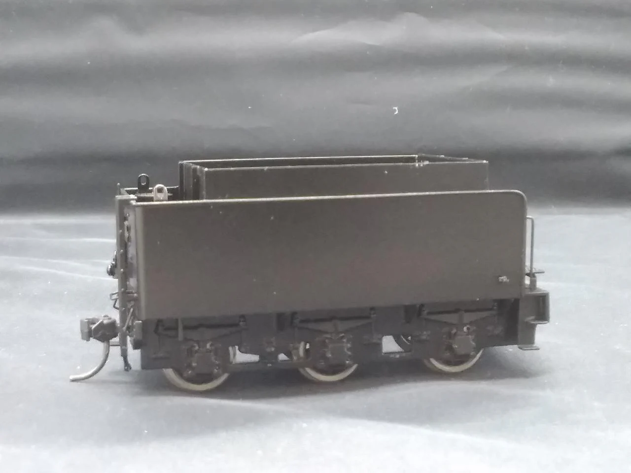 Tenshodo JNR 9600 Steam Locomotive S Cab HO Gauge NO.477S - Image 8
