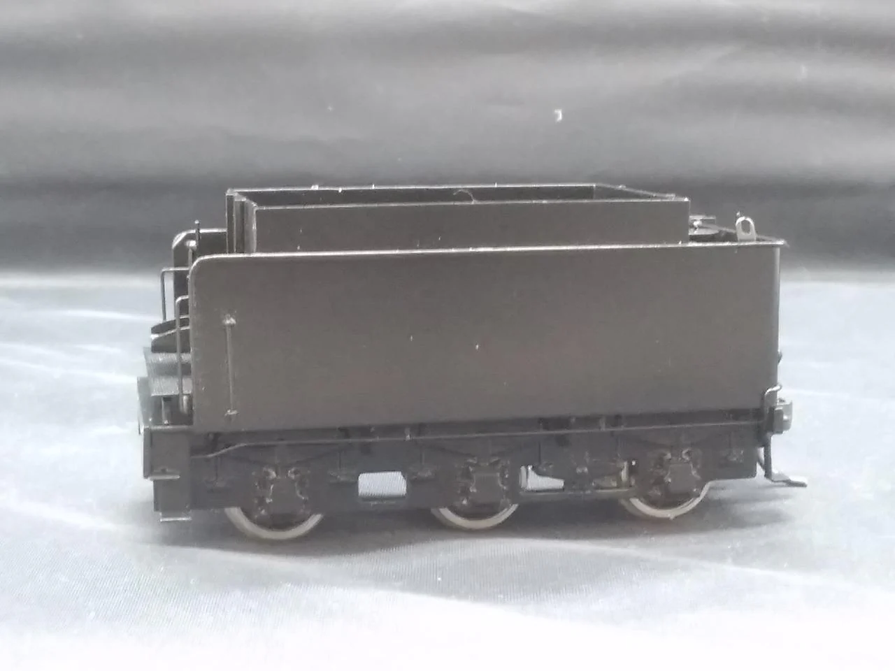 Tenshodo JNR 9600 Steam Locomotive S Cab HO Gauge NO.477S - Image 9