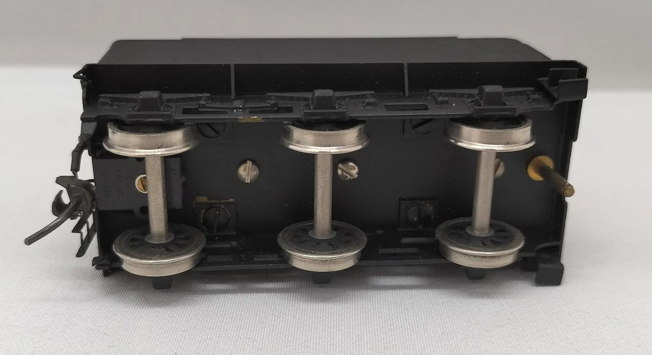 TOBY Class 8620 Steam Locomotive HO Gauge - Image 10
