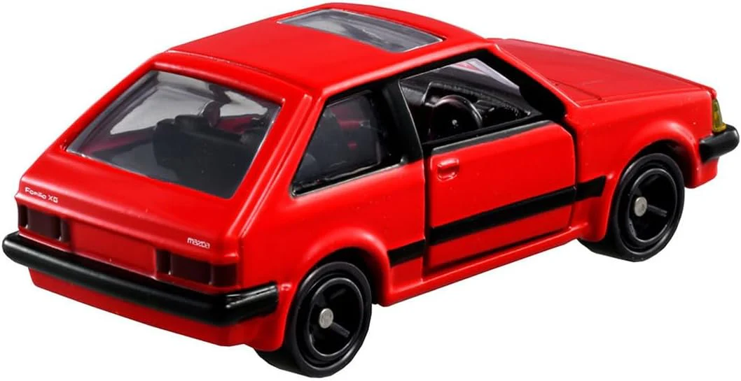 Tomica REBORN Mazda Familia 1500XG - Image 5