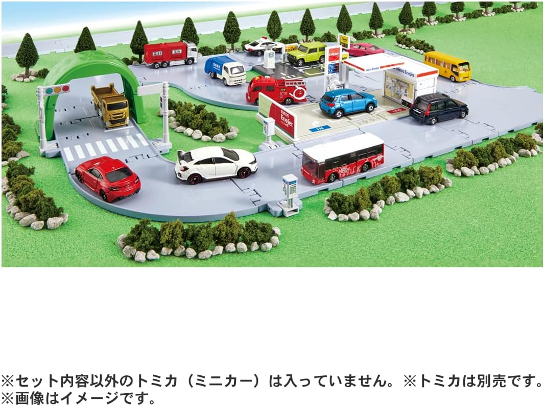 Tomica Town A Lot of Towns and Roads! Tomica Town Set with Tomica - Image 6