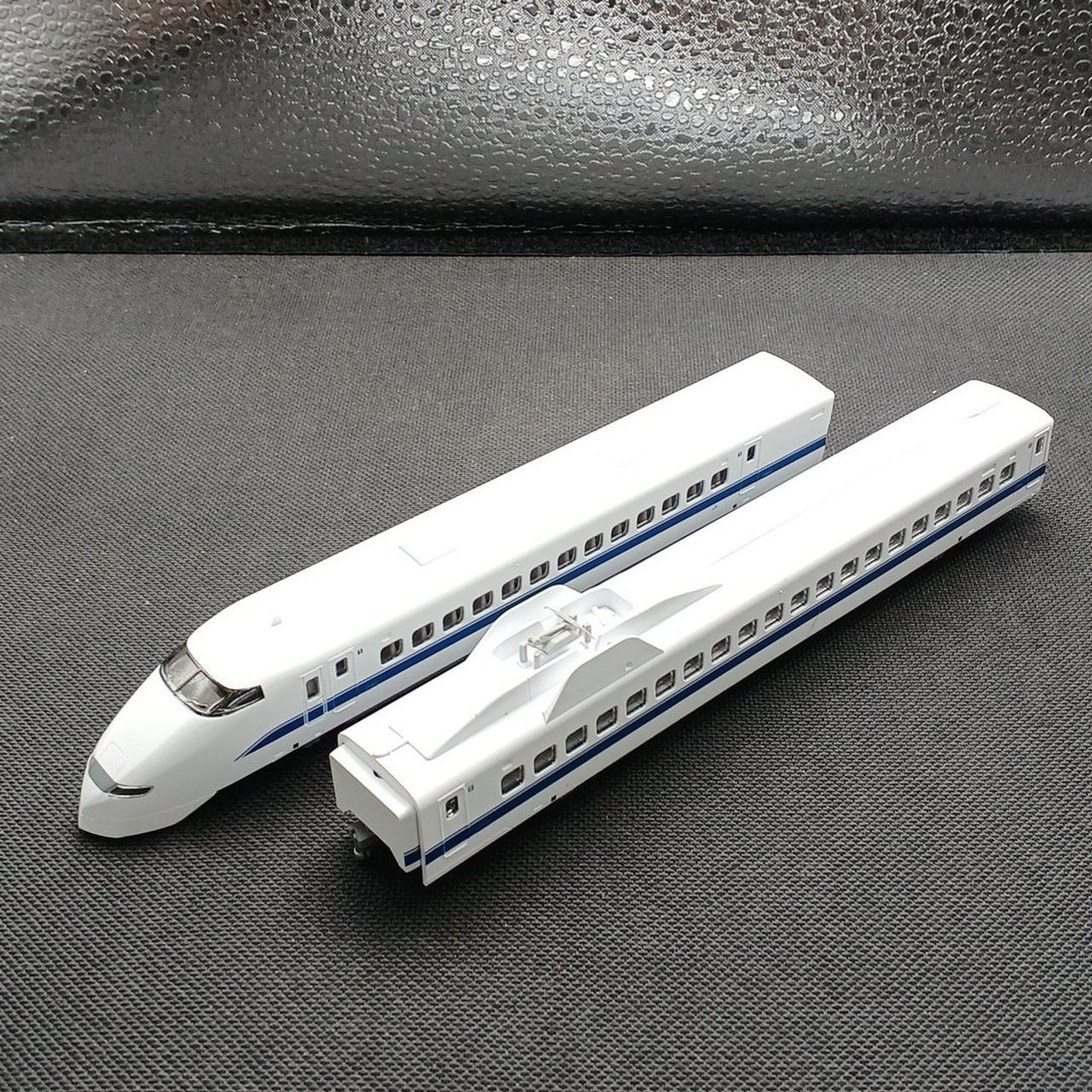 TOMIX 300 Series Tokaido Shinkansen Basic + Add-on 98659 98661 - Image 6