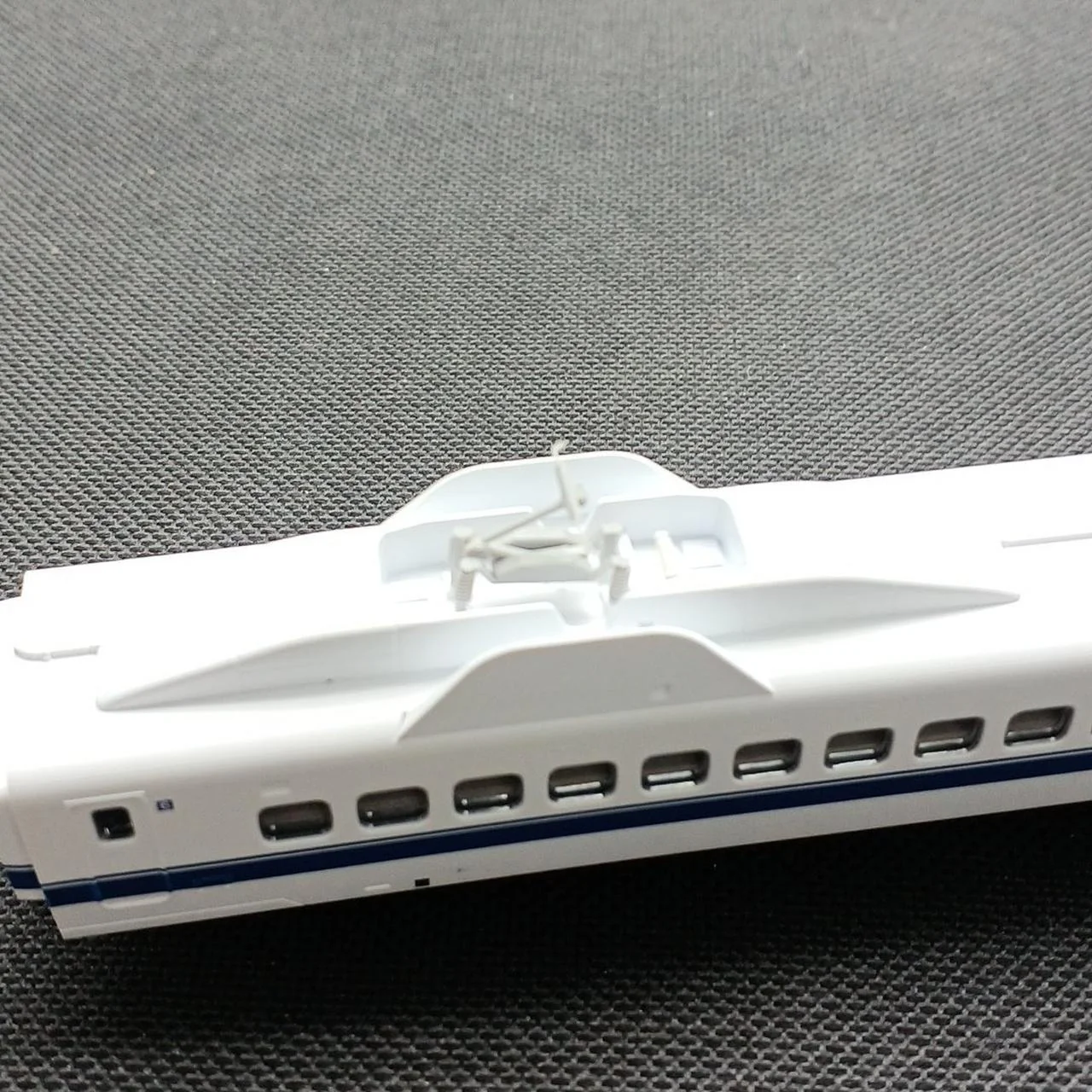 TOMIX 300 Series Tokaido Shinkansen Basic + Add-on 98659 98661 - Image 9
