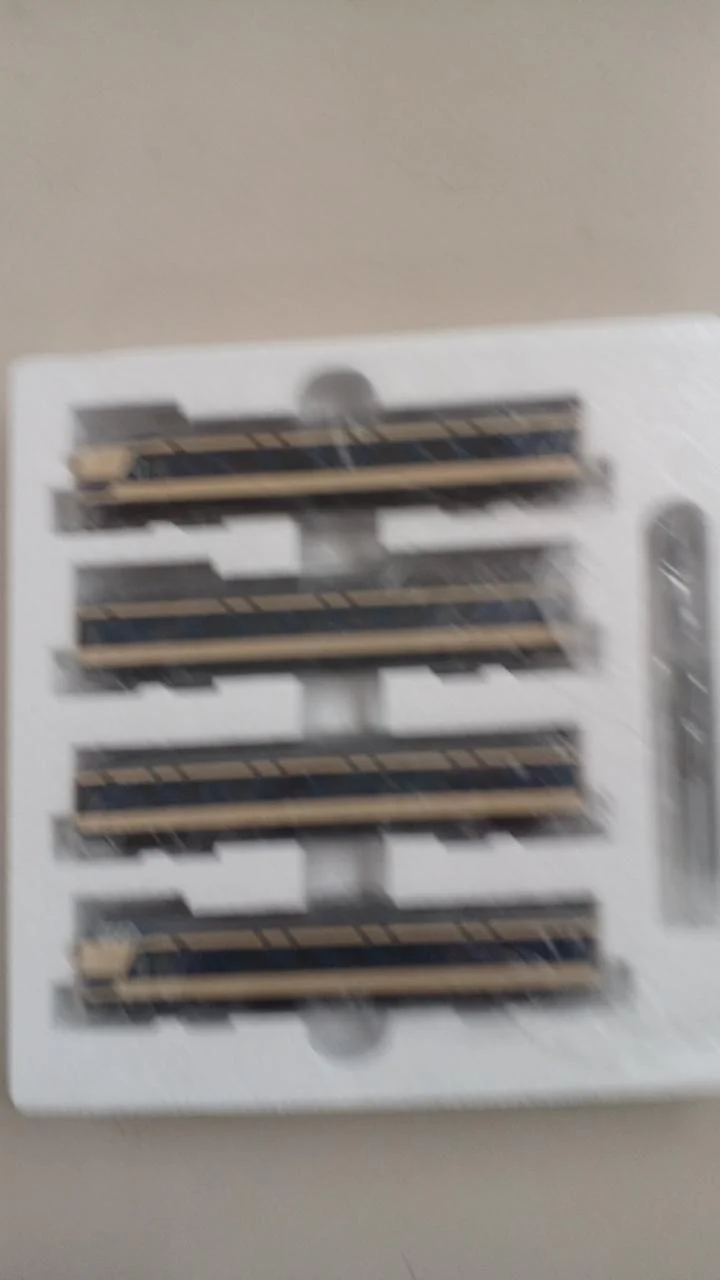 TOMIX 583 Series Model Railway Starter Set 90089 - Image 4