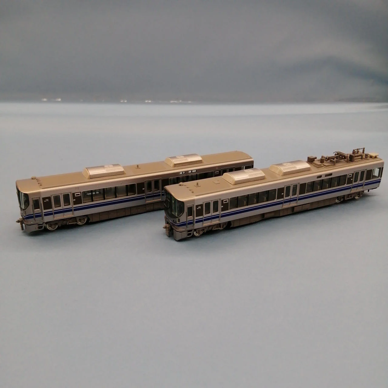 TOMIX 98042 JR 521 Series Suburban Train (3rd Batch) Basic Set - Image 7