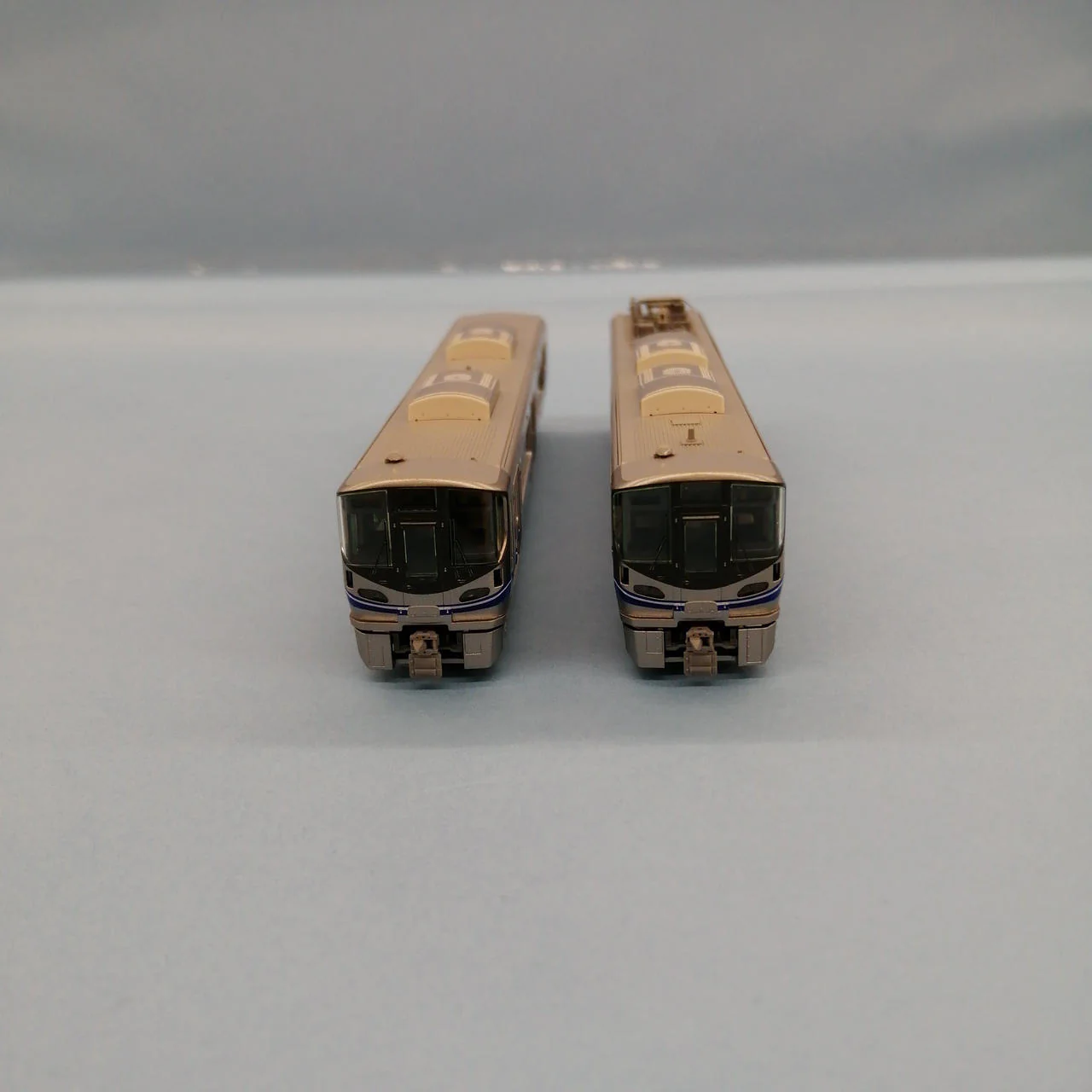 TOMIX 98042 JR 521 Series Suburban Train (3rd Batch) Basic Set - Image 9