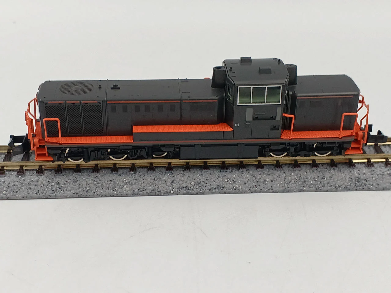 TOMIX Diesel Locomotive JR DE10 Class Diesel Locomotive - Image 4