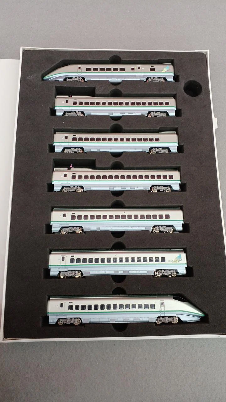 TOMIX E3 1000 Series Yamagata Shinkansen (Tsubasa) Set JR E3 1000 Series Yamagata Shinkansen (Tsubasa) Set - Image 9
