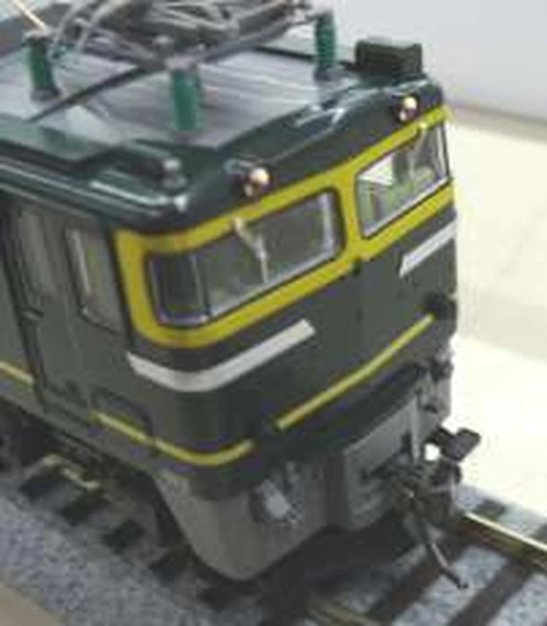TOMIX Electric Locomotive JR EF81 Electric Locomotive (Twilight Color) - Image 3