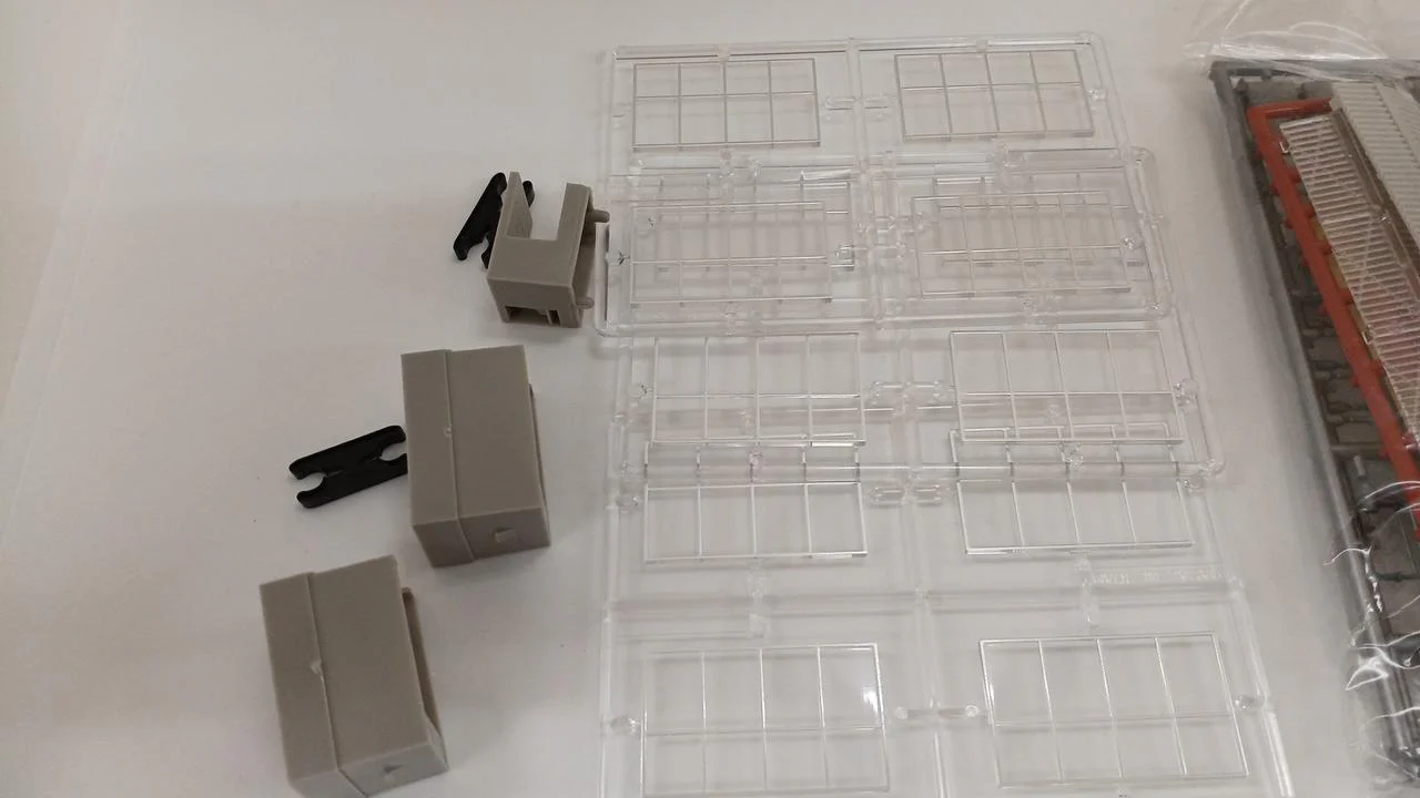 TOMIX Elevated Double-Track Slab Station Set II 91075 - Image 12