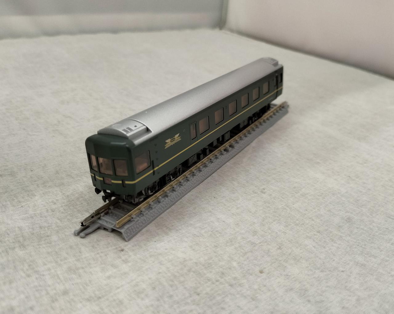 TOMIX First Car Museum 24 Series Twilight Express - Image 8