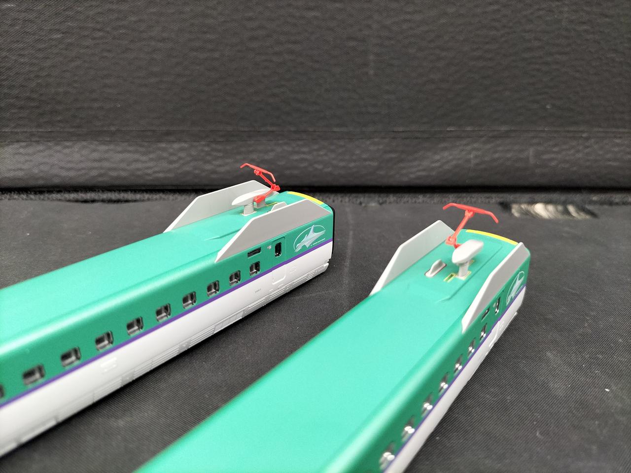 TOMIX H5 Series Hokkaido Shinkansen Hayabusa 98945 - Image 7