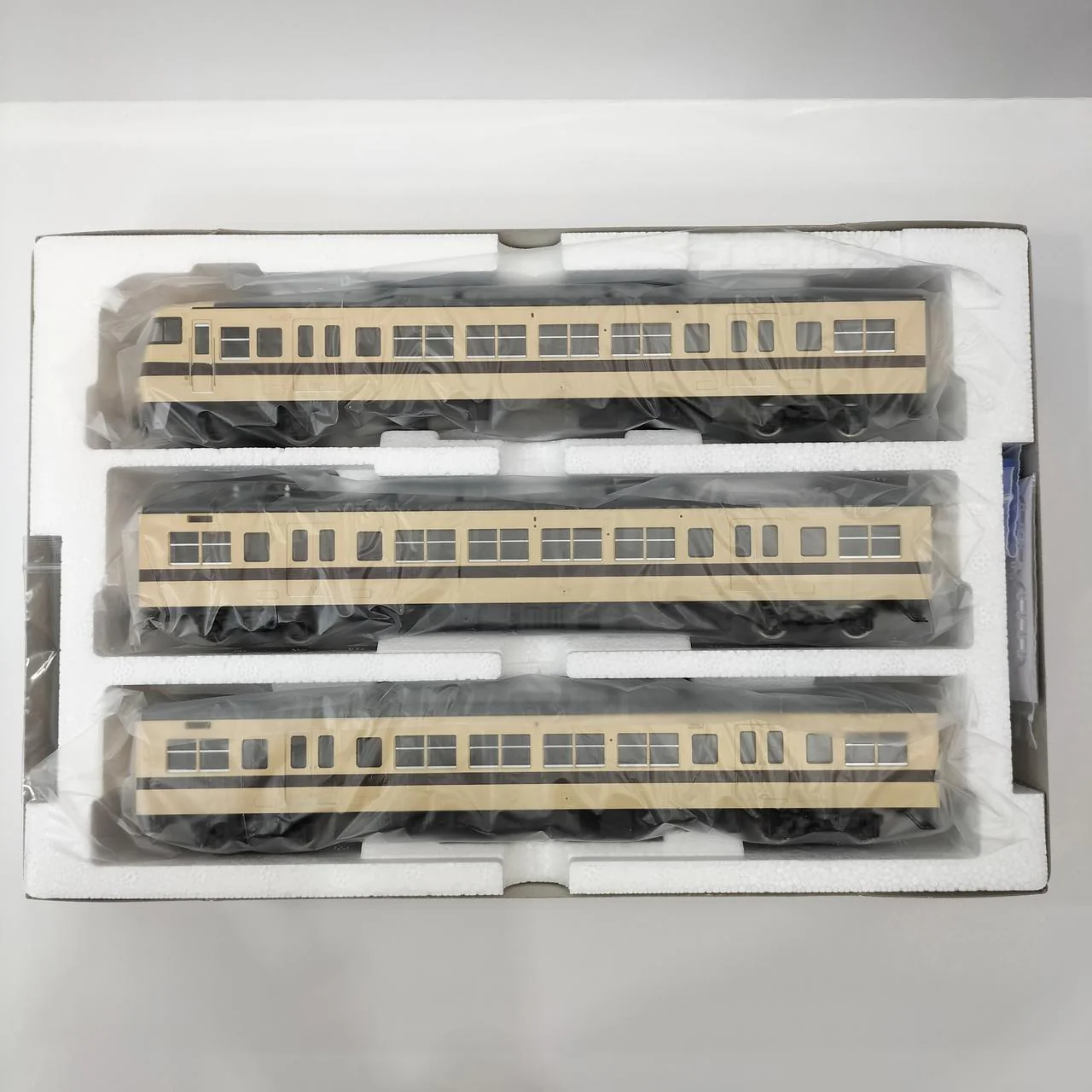 TOMIX HO Gauge 9093 JNR 117 Series Suburban Train (Special Rapid) Set - Image 7