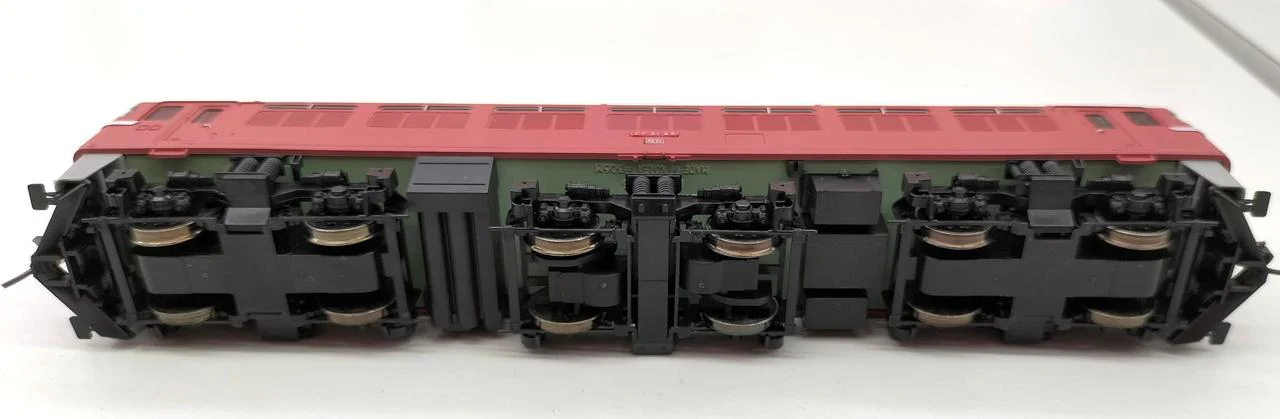 TOMIX HO Gauge EF81 Electric Locomotive (Rose) - Image 6