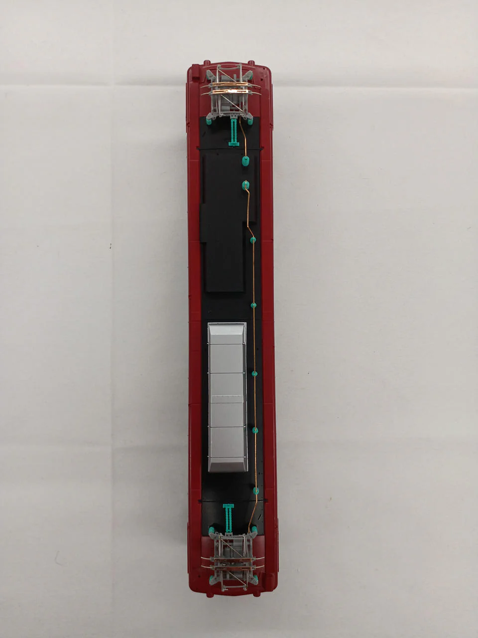 TOMIX HO Gauge HO-103 EF Series Electric Locomotive (Eastern Japan) - Image 2
