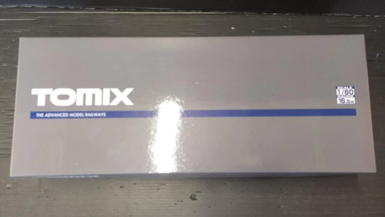 TOMIX HO gauge JR EF81 electric locomotive (Twilight Express color)