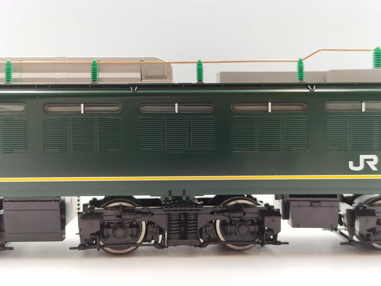 TOMIX HO Gauge Prestige Model JR EF81 Electric Locomotive (Twilight Express Color) - Image 11