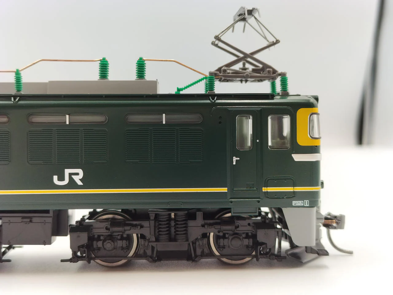 TOMIX HO Gauge Prestige Model JR EF81 Electric Locomotive (Twilight Express Color) - Image 12