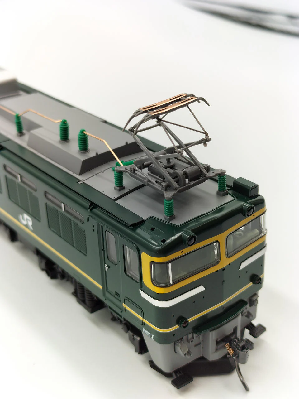 TOMIX HO Gauge Prestige Model JR EF81 Electric Locomotive (Twilight Express Color) - Image 15