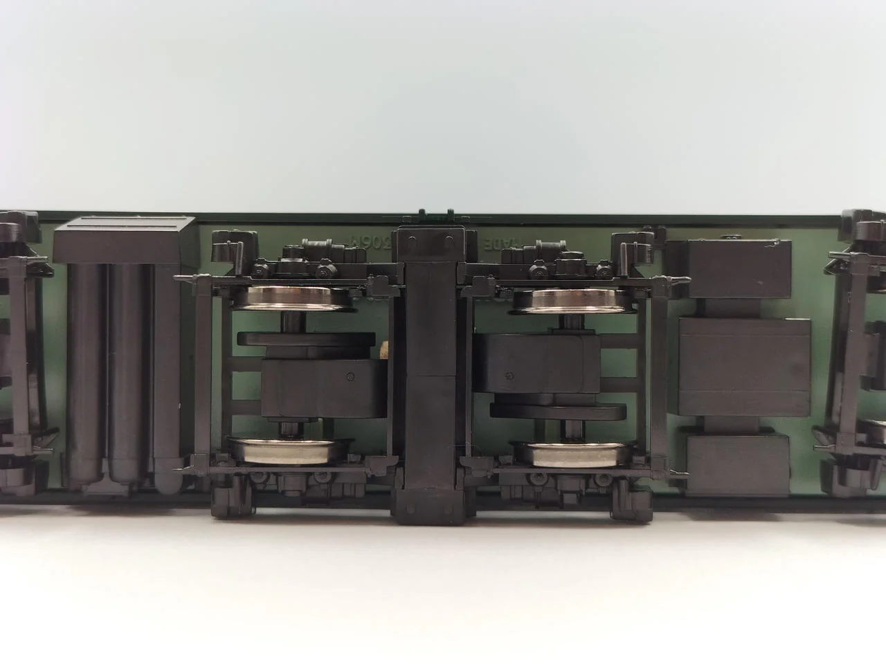 TOMIX HO Gauge Prestige Model JR EF81 Electric Locomotive (Twilight Express Color) - Image 18