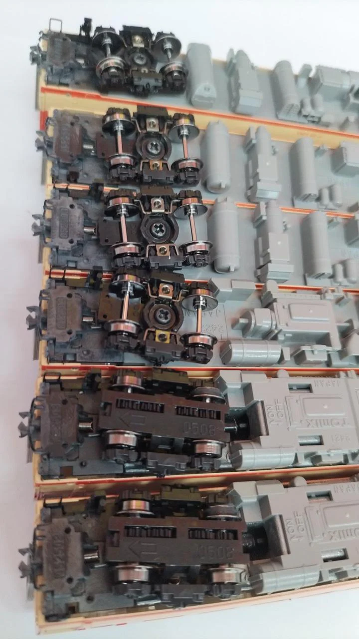 TOMIX JNR Diesel Car Set 6-Car Set - Image 11