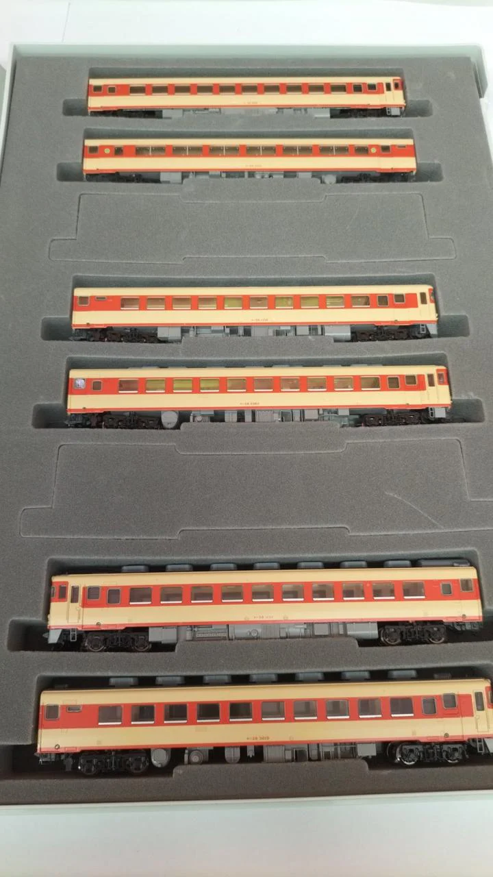 TOMIX JNR Diesel Car Set 6-Car Set - Image 12