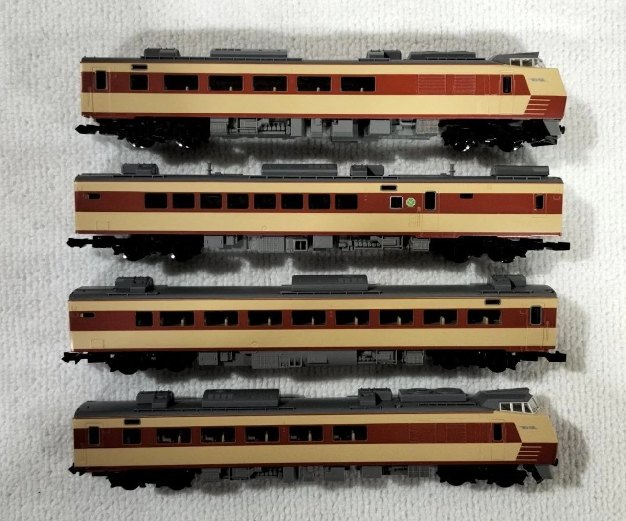 TOMIX JNR KiHa 1830 Series Limited Express JNR KiHa 1830 Series Limited Express Diesel Car - Image 11