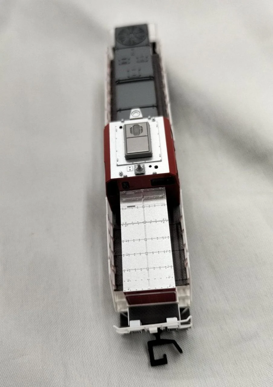 TOMIX JR DD200-0 Class Diesel Locomotive - Image 4