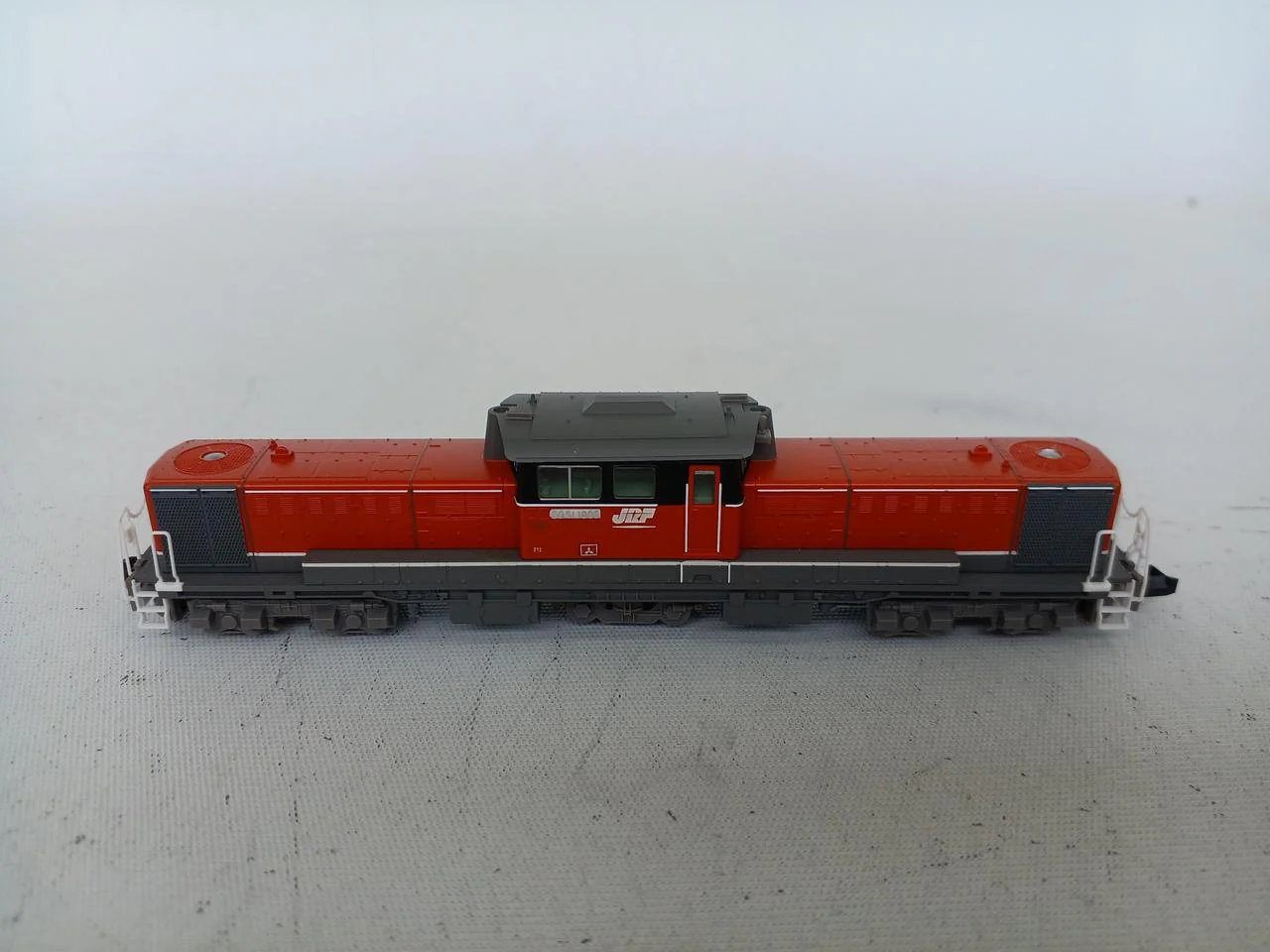TOMIX JR DD51 Diesel Locomotive 2218 - Image 3