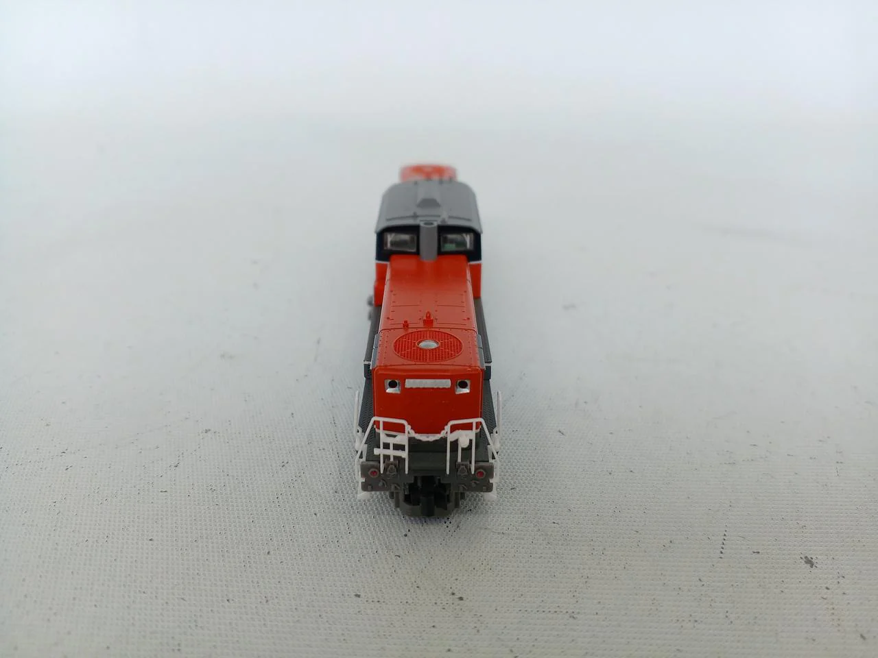 TOMIX JR DD51 Diesel Locomotive 2218 - Image 4