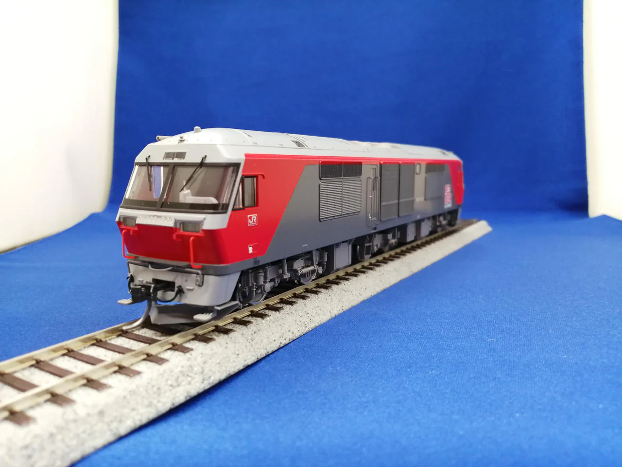 TOMIX JR DF200 Class 200 Diesel Locomotive HO-211